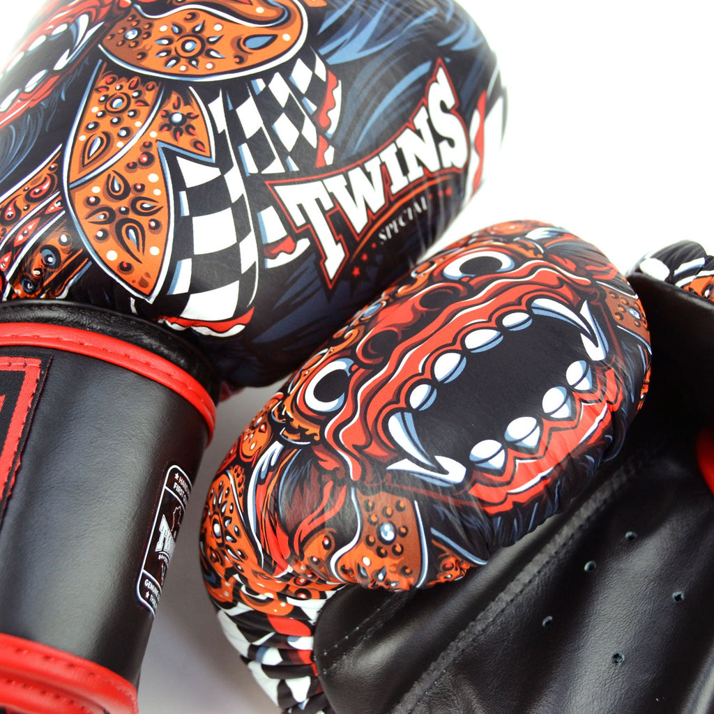 Twins Payak Boxing Gloves Black
